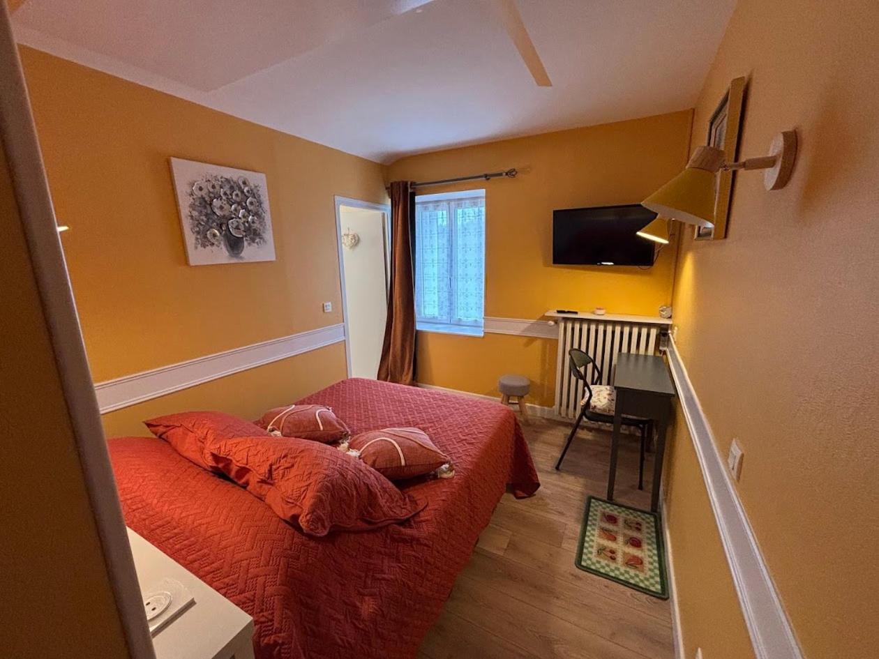 Auberge De La Normandie Junhac Kültér fotó