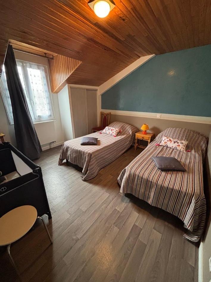 Auberge De La Normandie Junhac Kültér fotó