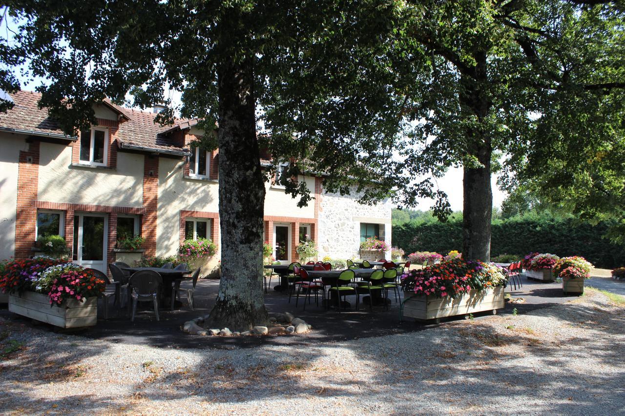 Auberge De La Normandie Junhac Kültér fotó